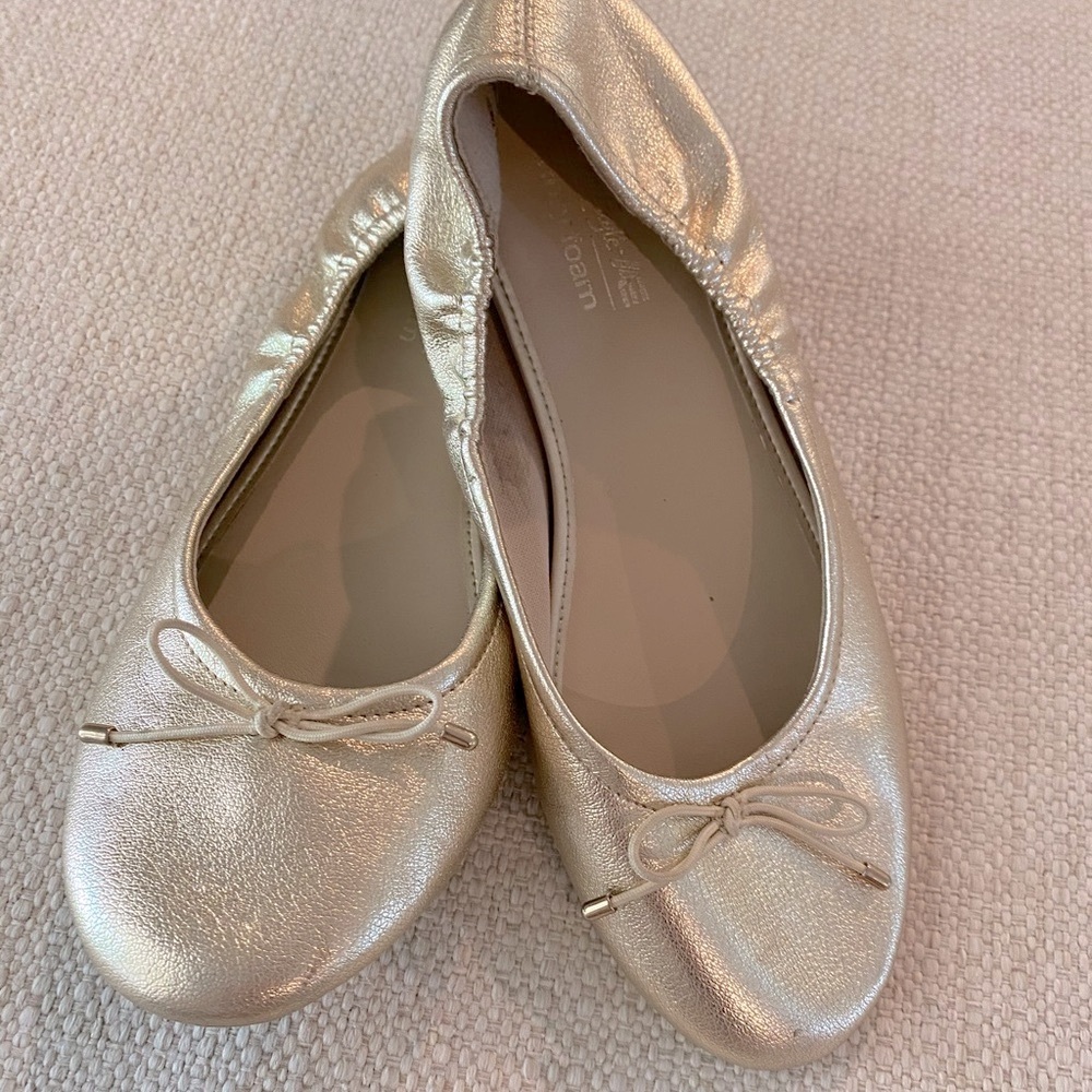 Gold ballet flats